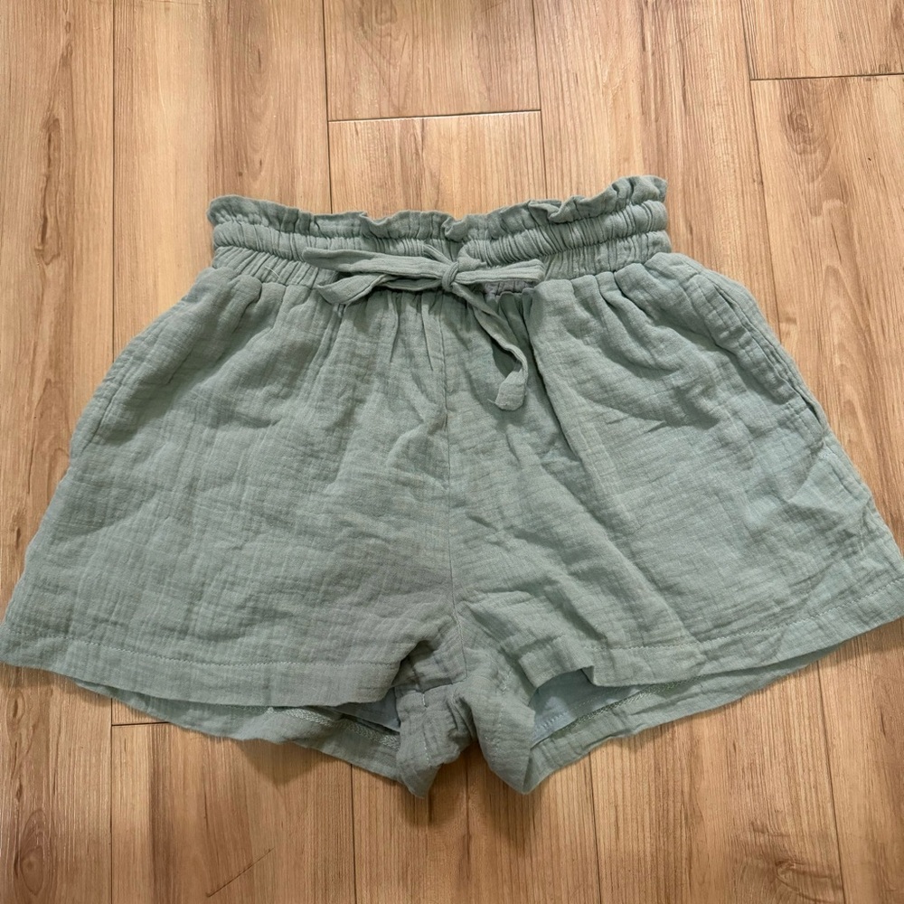 NWOT White Fox Boutique Hard to Handle Shorts